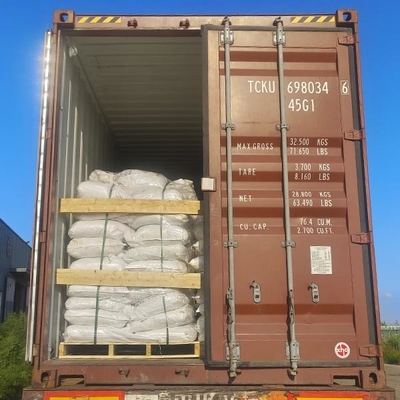 Sắt ((III) Chloride Màu nâu đậm đến đen